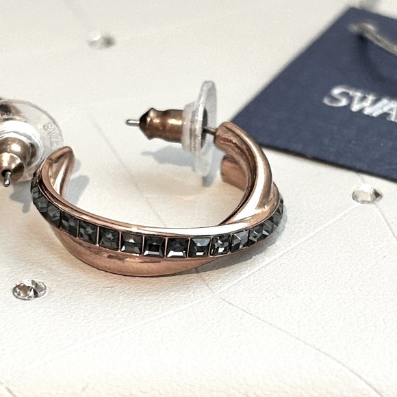 ✨ Vintage Swarovski Rose Hoop Black Pave Crystal Earrings - One Of A Kind - Picture 6 of 11